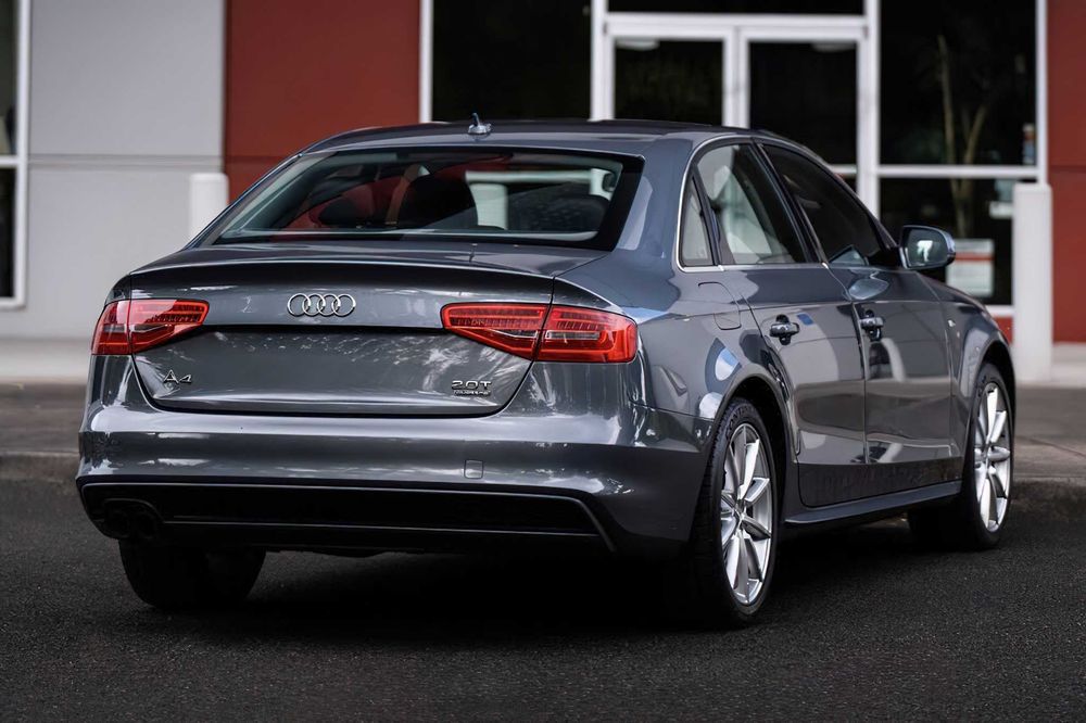 Audi A4      2015