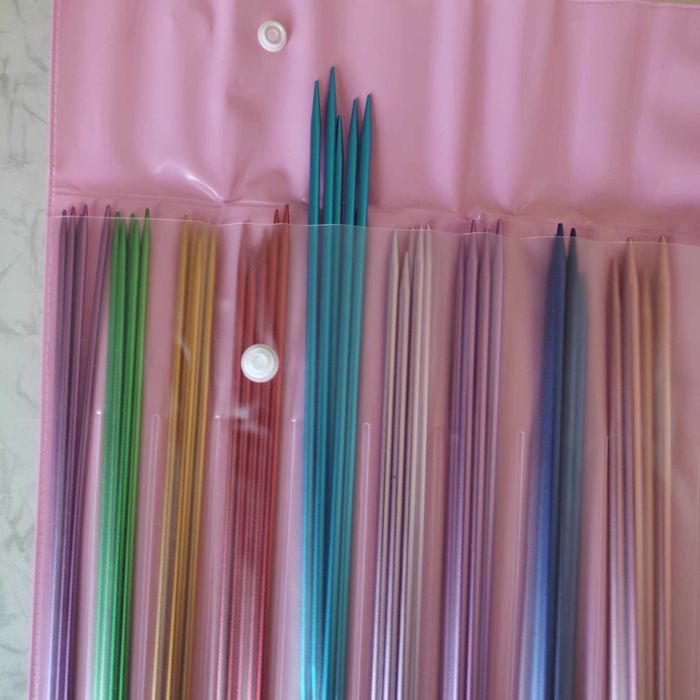 Продам набір шкарпеткових спиць