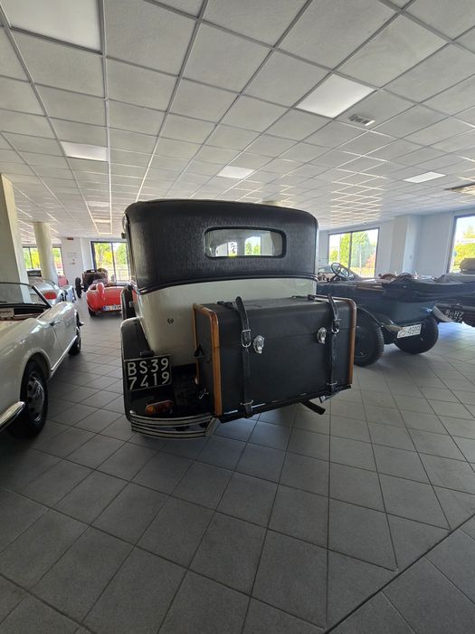 Chrysler 525,  в ньому їздив Аль Капоне