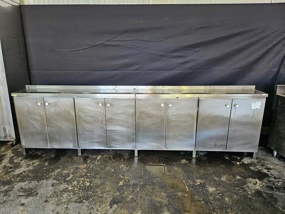 Bancada fechada em inox