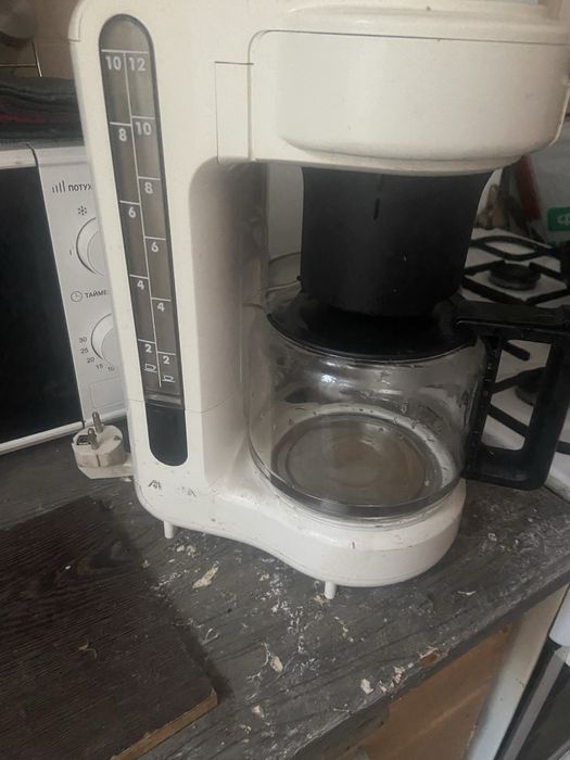 Продам кавоварку Артем