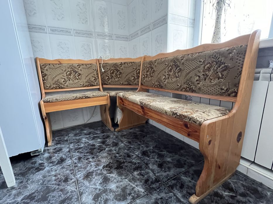 М’який кухоний диванчик кутовий