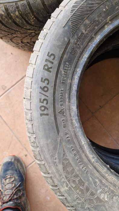 Vendo vários pneus em excelente estado