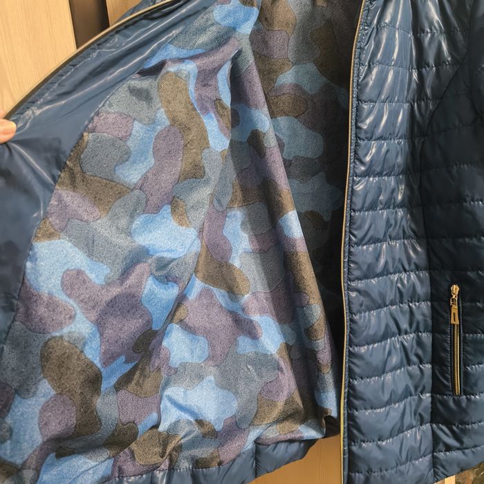 Куртка демісезона жіноча