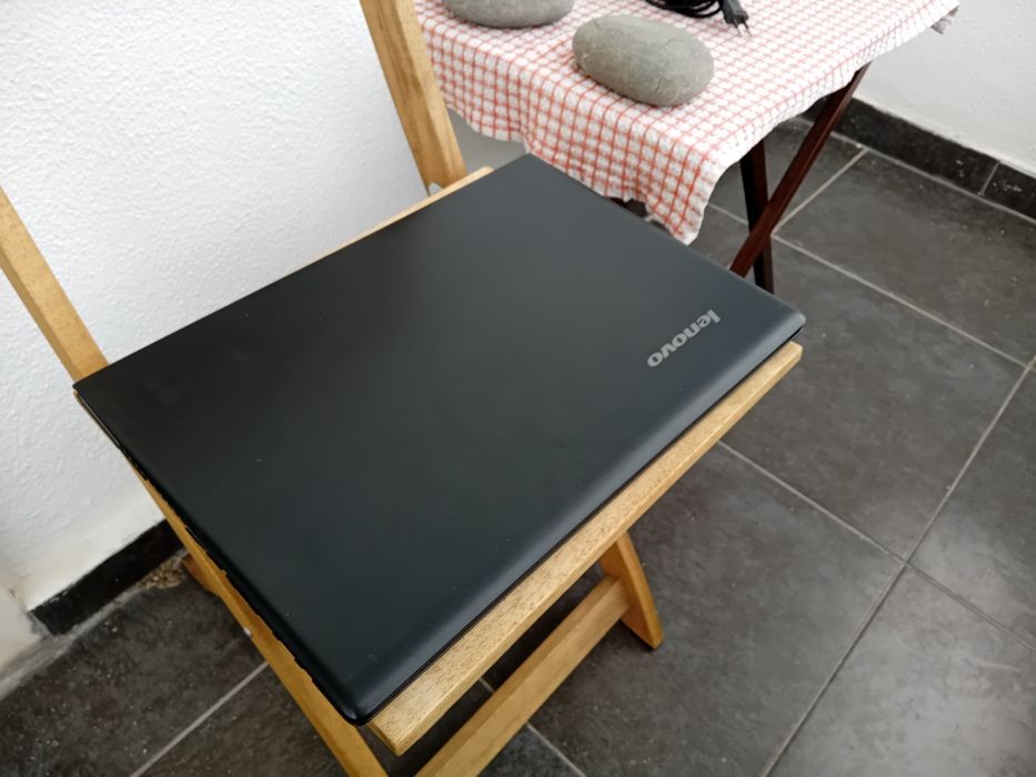 Portátil Lenovo Ideapad 100-15ibd 15.6" P/ Arranjar