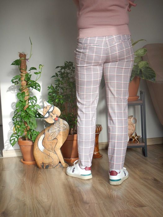 Spodnie w kratkę Mohito 32