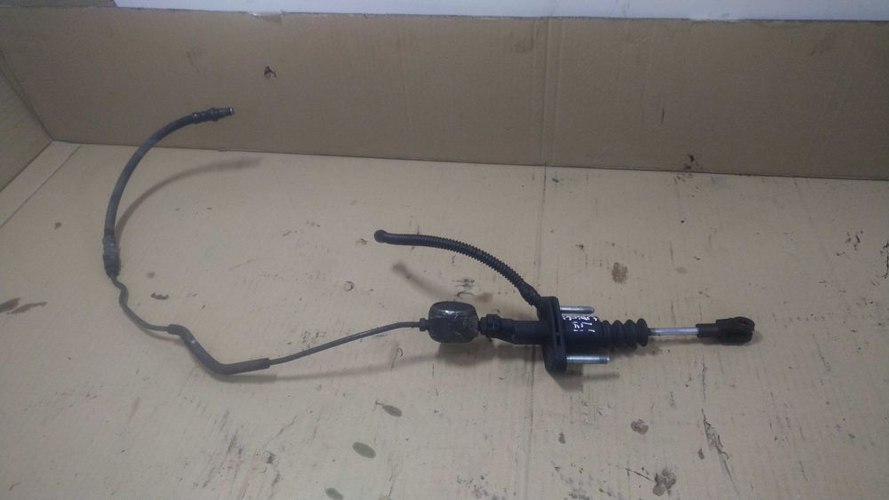 / Astra H III pompka sprzęgła przewód