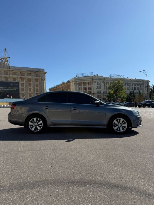 Volkswagen Jetta 2013