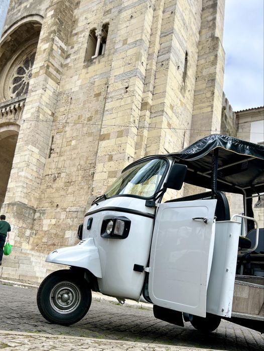 Tuk tuk 400 pronto a trabalhar