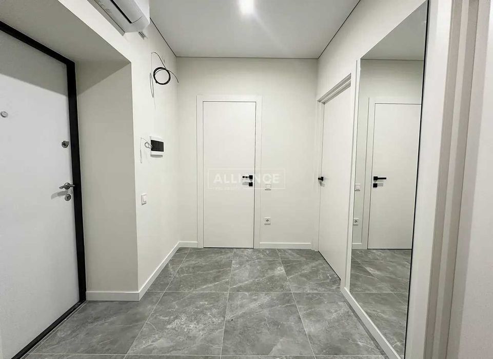 Здаєтья в оренду  1-кімнатна квартира повністю укомплектована.