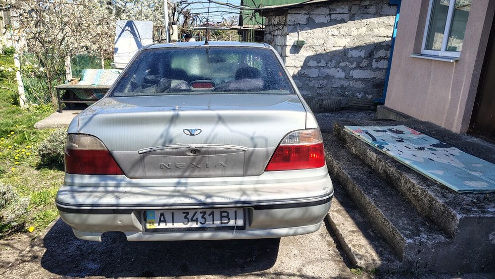 Нексія 2007р газ бензин зараз не на ходу