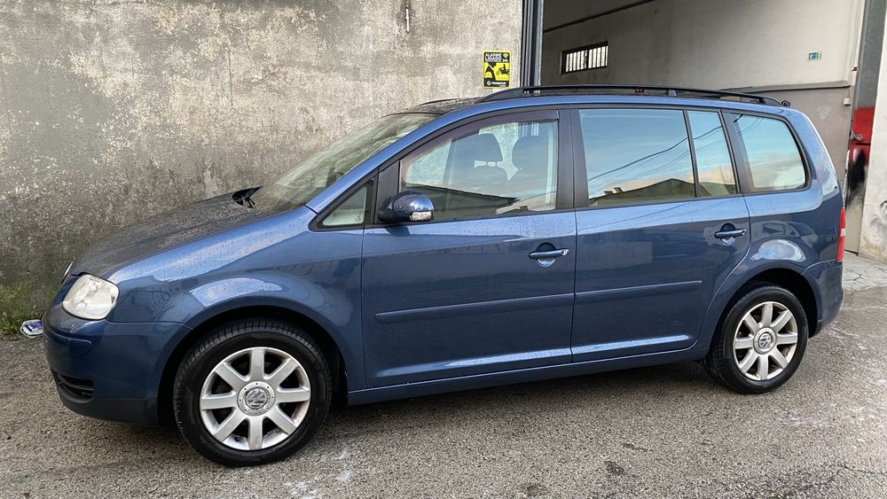 Vw touran 1.9tdi 7L foto 3