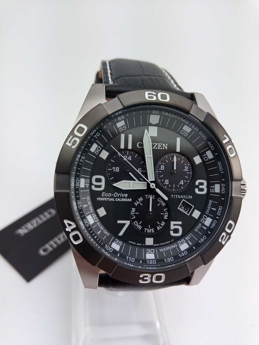 Мужские титановые часы Citizen BL5558-15H вечник, будильник, хронограф