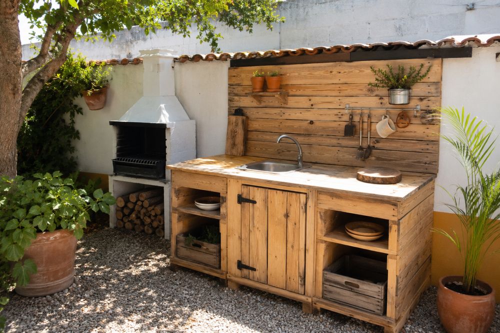 Cozinhas Exteriores com bar Únicas Feitas à Mão em Madeira e Paletes | Por Medida | Entrega em Todo Portugal - kitchens and bars outdoors