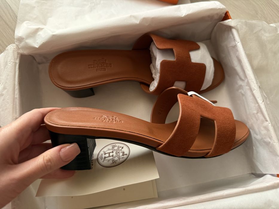 Шкіряні мюлі hermes