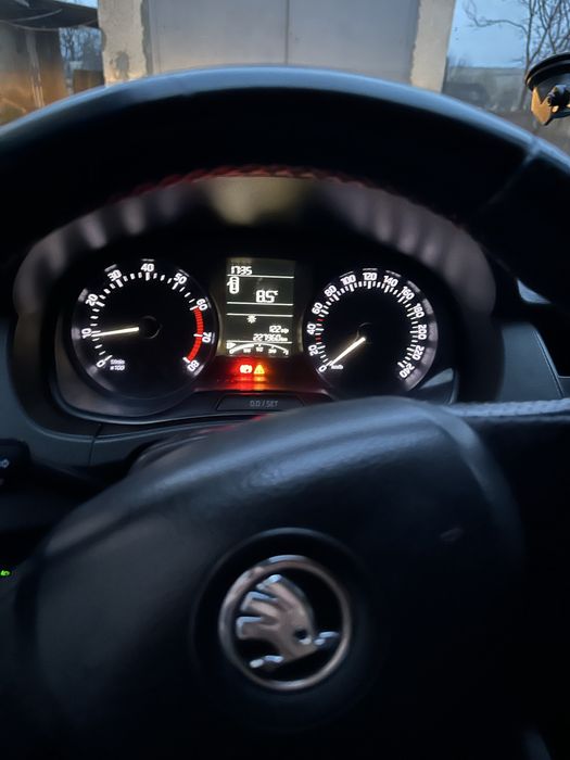 Skoda Fabia 1.2 газ бензин