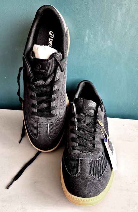 Tenis novos n 46 Premium