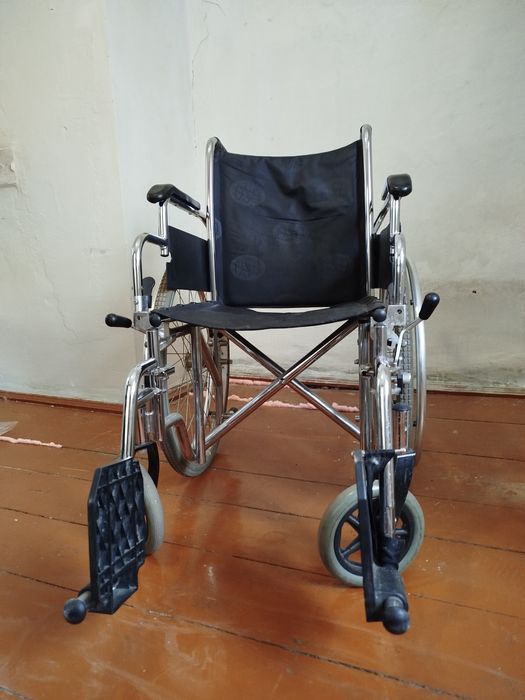 Інвалідний візок каляска