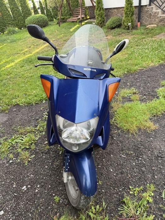Скутер   Honda phanteon