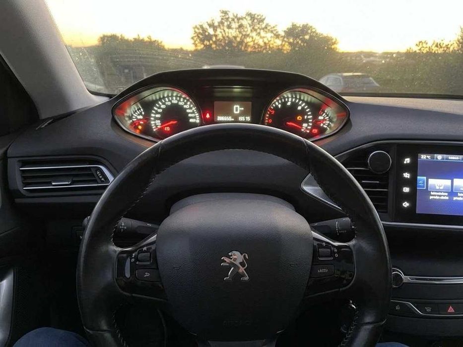 Peugeot 308 1.6 BlueHDI Cinza