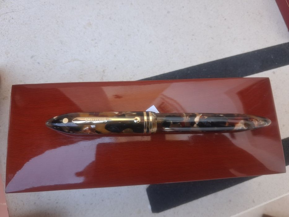 Caneta tinteiro Sheaffer Balance aparo 18K
