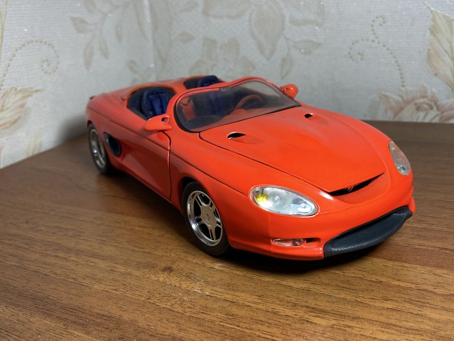 Ford Mustang Mach III Red 1/18 Maisto