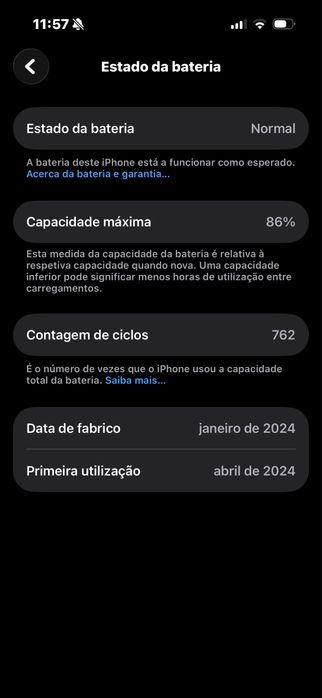 iPhone 15 Pro em muito bom estado, totalmente funcional e bem estimado.