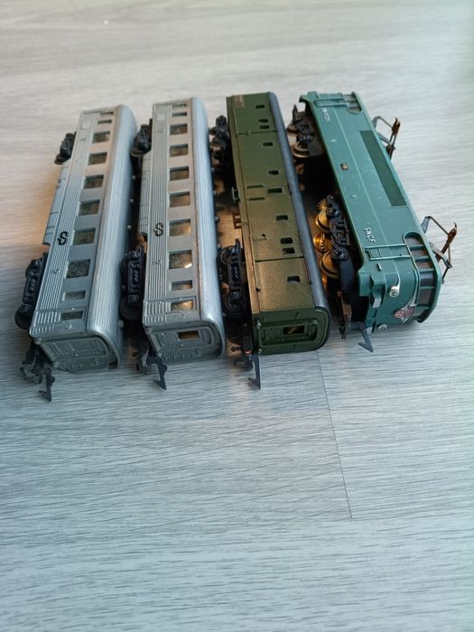 Locomotiva elétrica Jouef DC + carruagens, H0 1/87