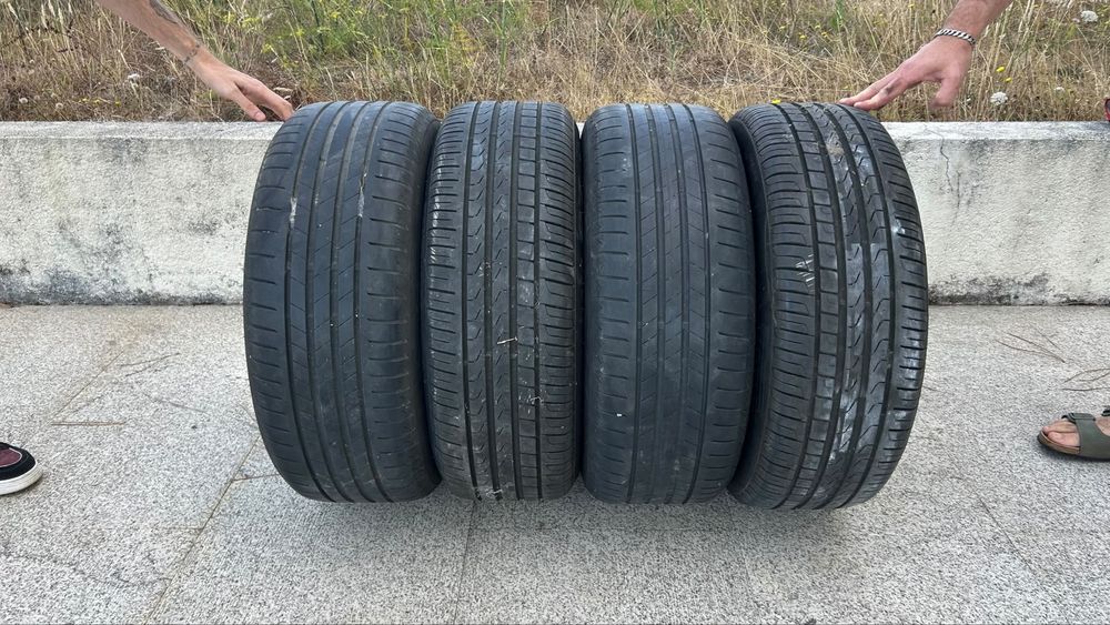 Conjunto de jantes e pneus BMW