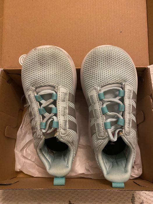 Sapatilha adidas