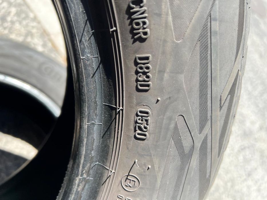 225/55/16 Continental 2 pneus