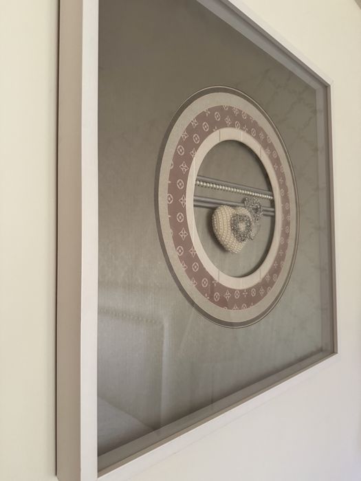Quadro decorativo com corações