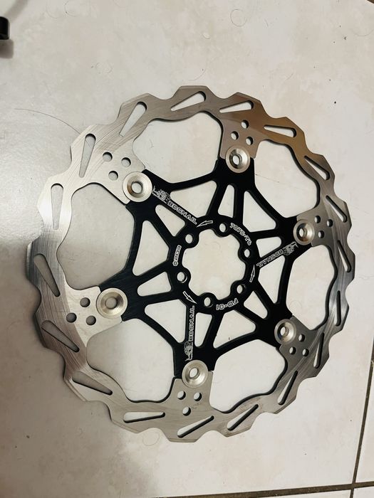 Hamulec Sram Guide 4 tłoczkowe