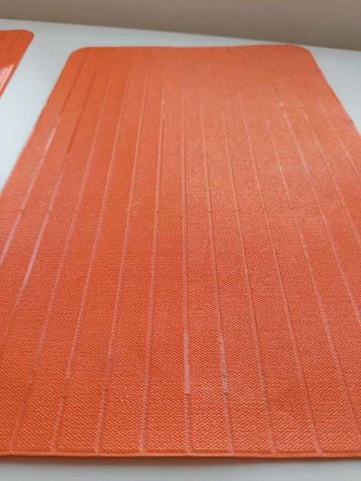 Orange Plastic Ribbed Placemats Set of 3 / Individuais de Mesa Laranja