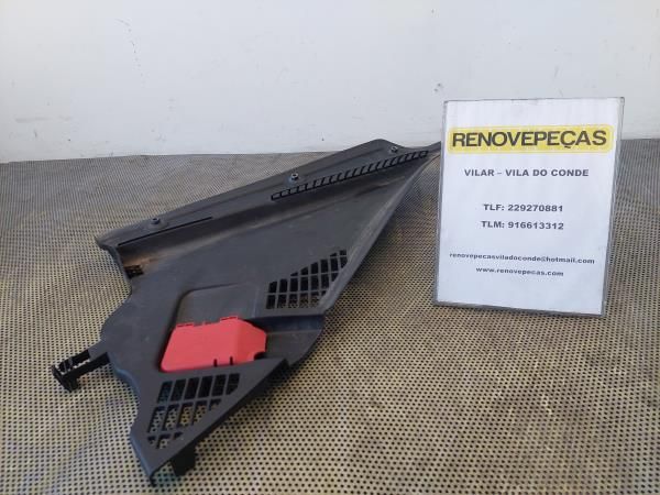Plástico genérico BMW 1 (F21)