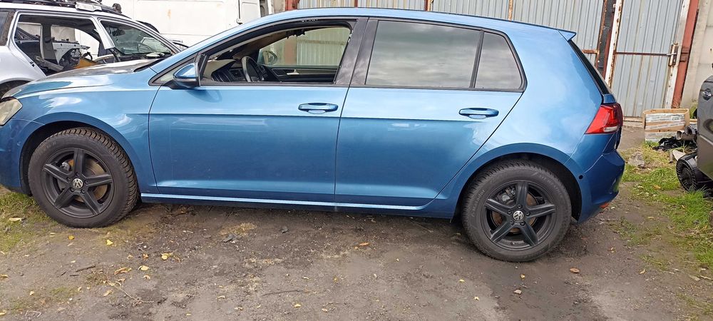 ćwiartka tył tylna błotnik vw golf VII 1.6 tdi lak la5J