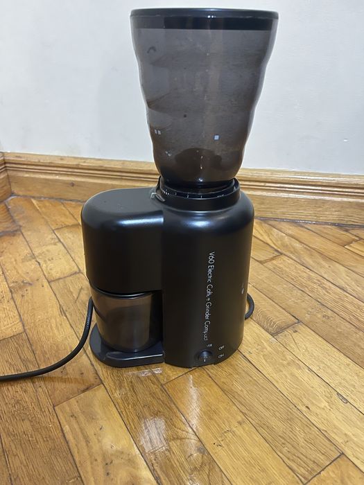 Млинок для кави, гріндер Hario V60