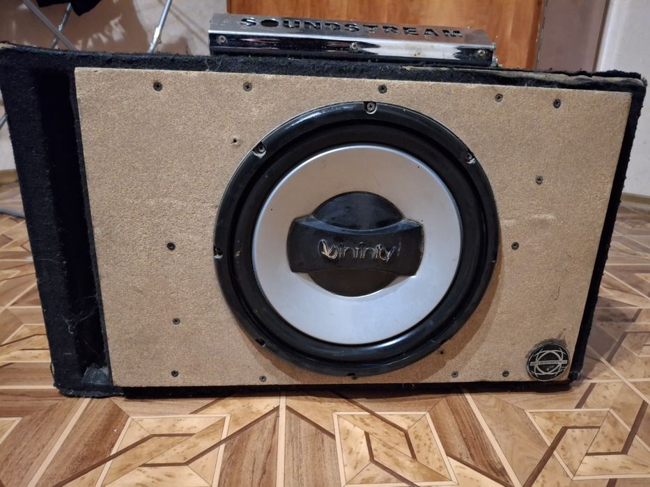 Сабвуфер Infinity + Усилитель Soundstream (Комплект)