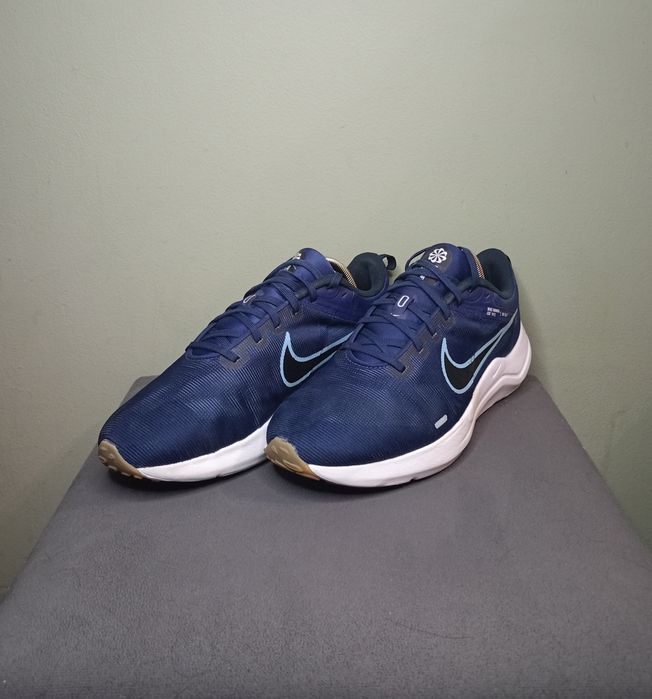 Nike, rozmiar 43.