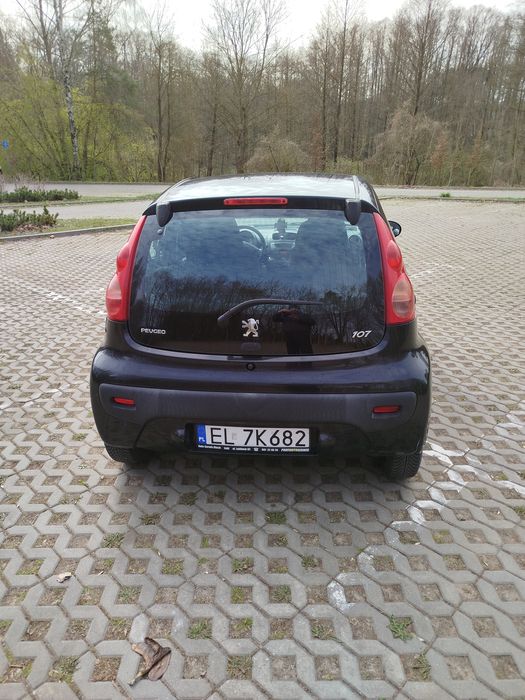 Peugeot 107 2010 rok