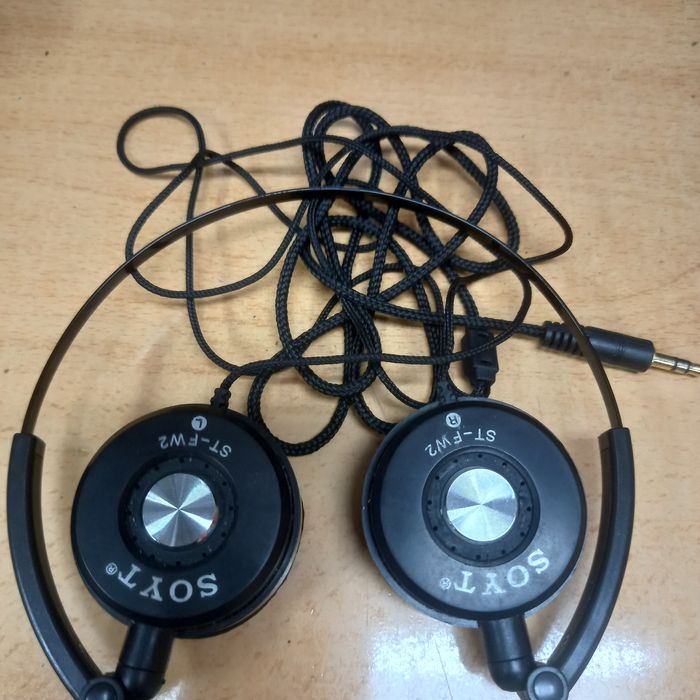 Fones para telemóveis Sony.64752397278467123