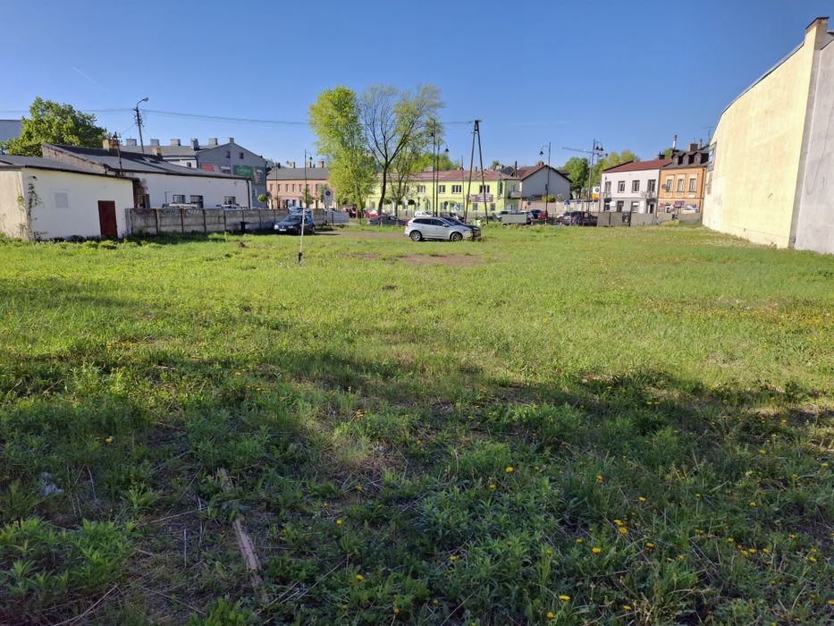 Sprzedam działkę Inwestycyjną Centrum Piotrków Trybunalski