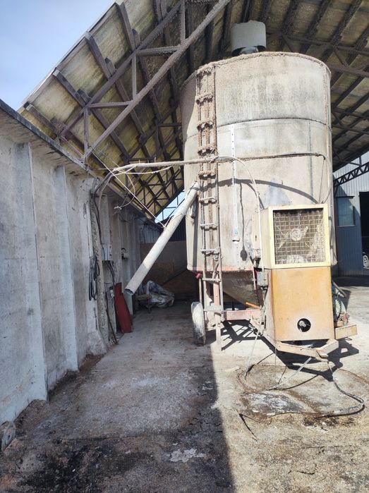 Мобільна зерносушка