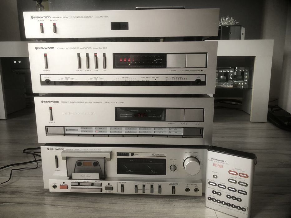 Wieża Kenwood seria 500 z pilotem