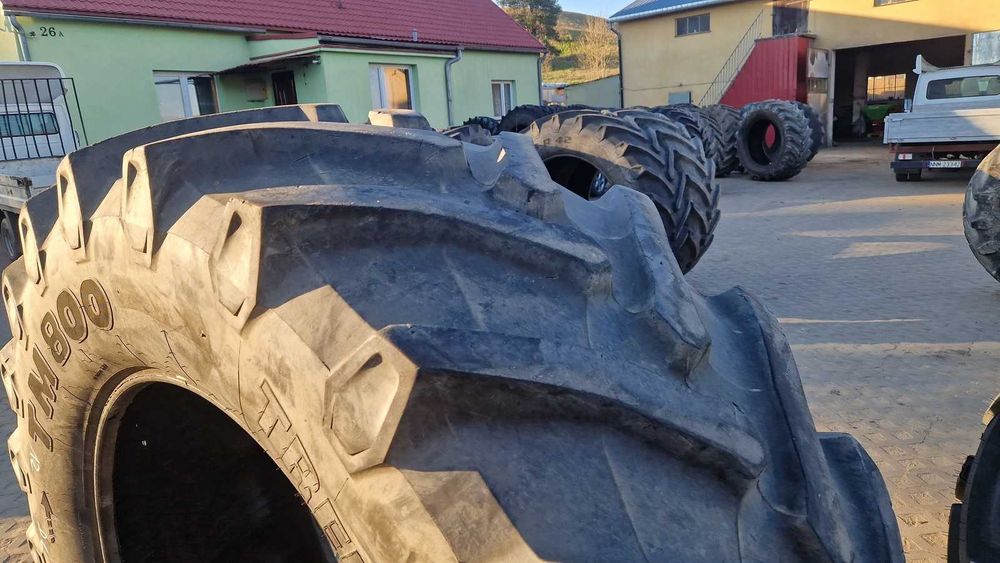 650/65r42 Trelleborg 70% bez napraw 2019r