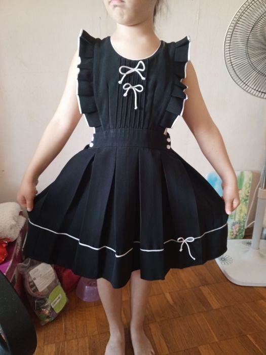 Шкільні сарафани