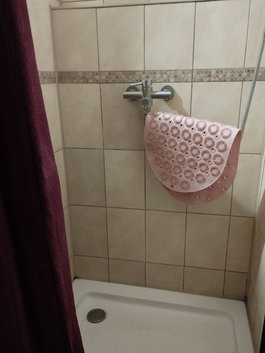 Оренда кімнати в гуртожитку