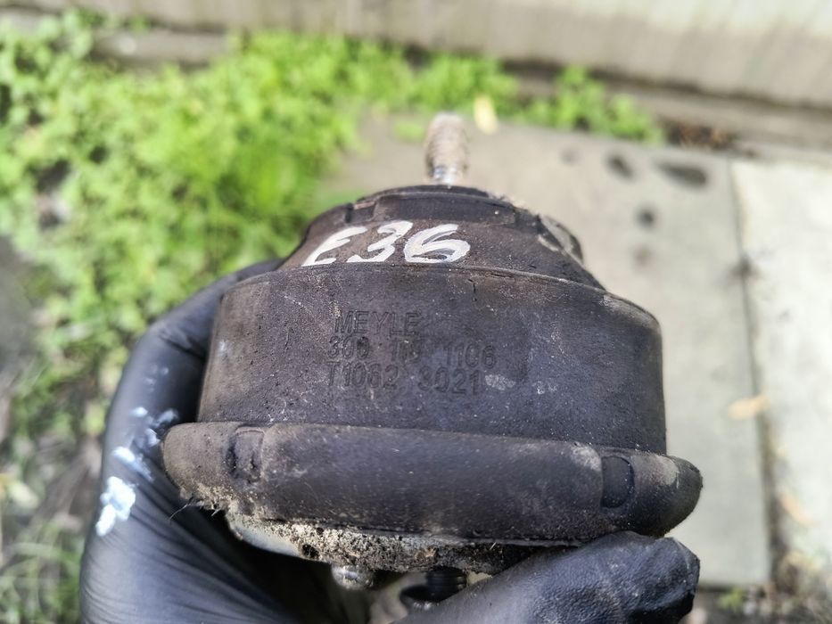 Łapa silnika poduszka silnika BMW E36 E46 E39 poducha