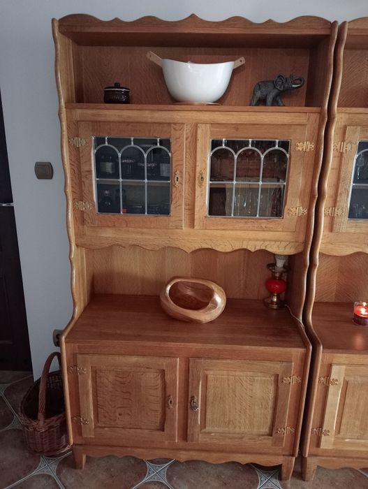 Kredensy dębowe dwie sztuki