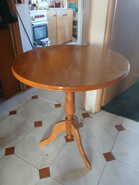 Stół na jednej nodzę